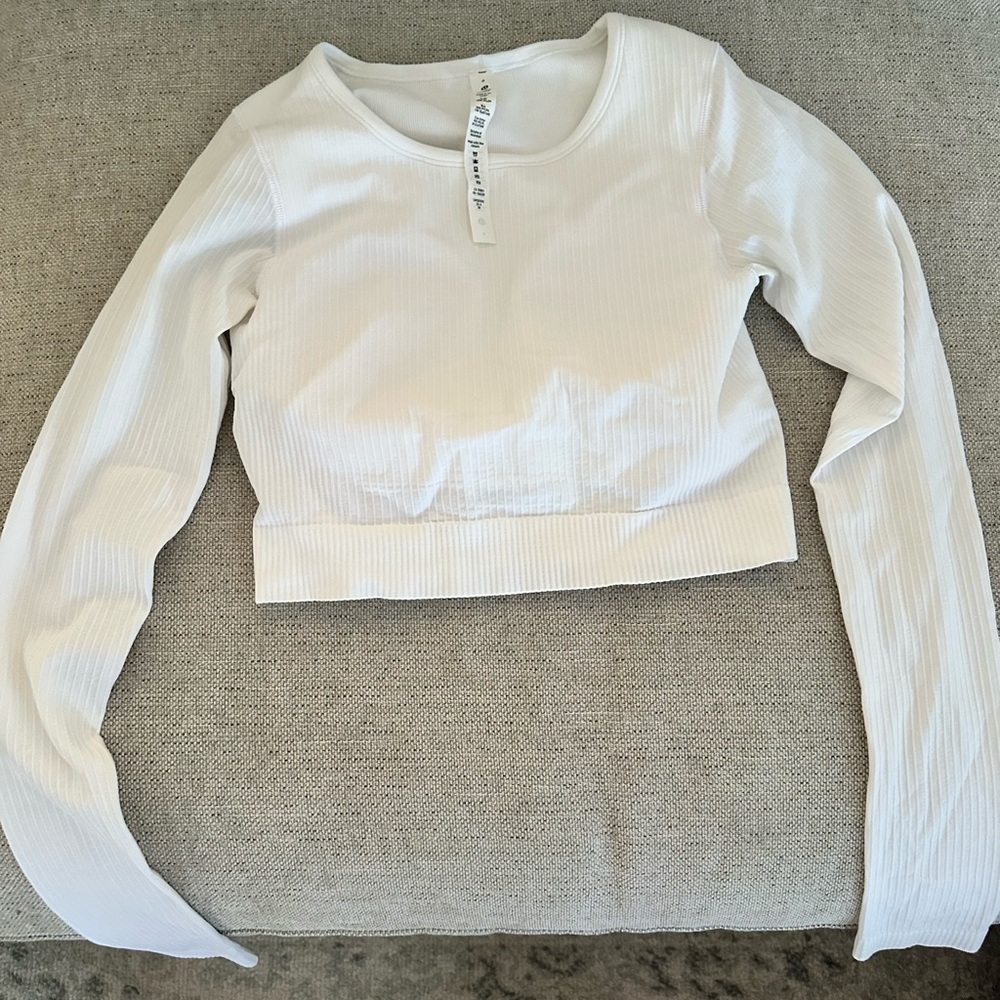 lululemon athletica White Ribbed Long Sleeve Crop Top